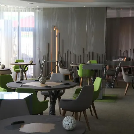 Le Parc - La Table De Franck Putelat Отель